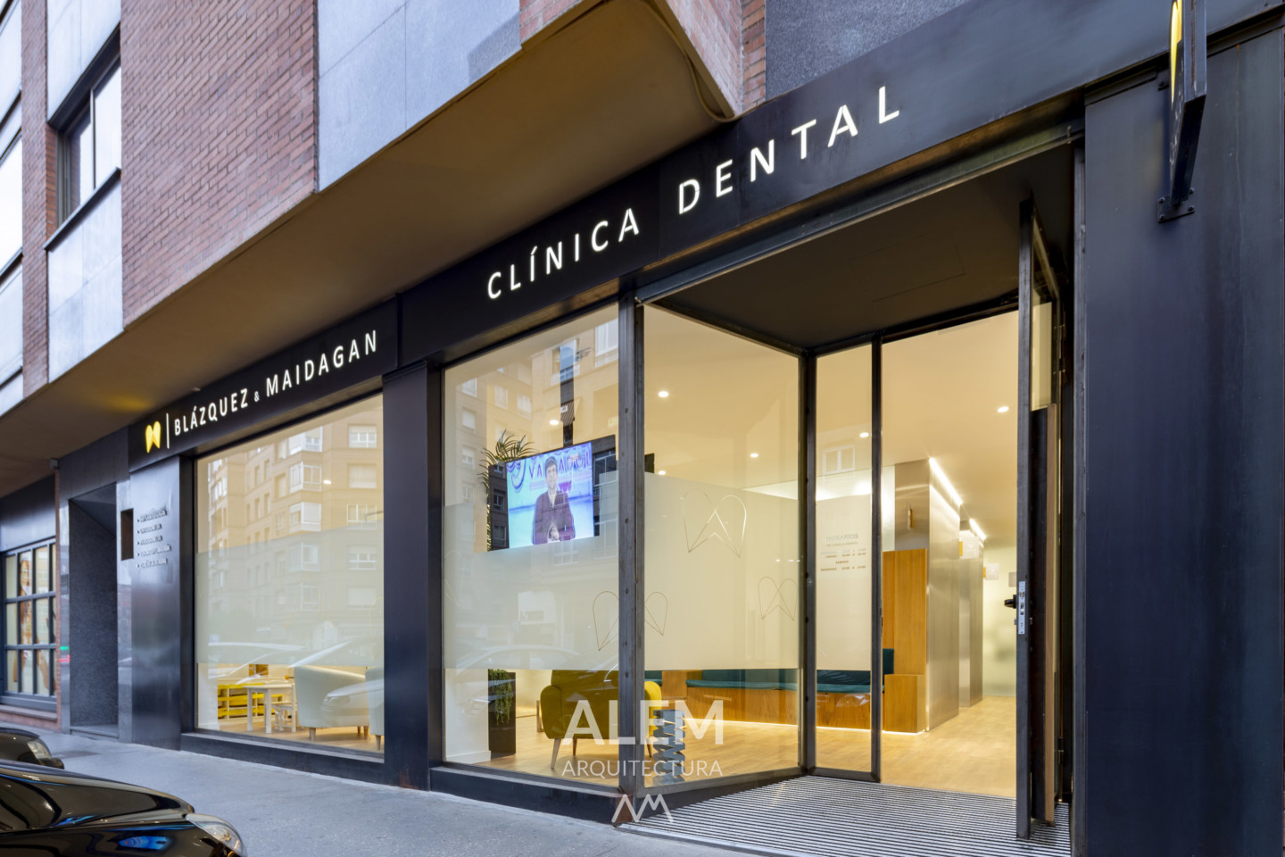 reforma clinica dental valladolid alem arquitectura